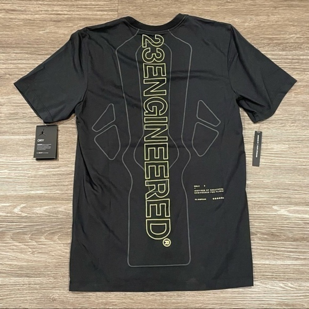 Jordan Shirt sz SM - Picture 1 of 5